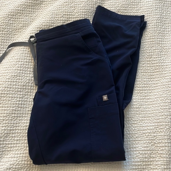 Figs Pants - Figs yola scrub pant XS Petite